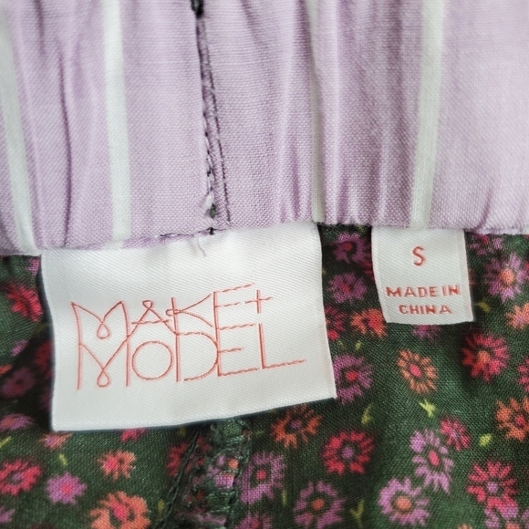 🍁 Make + Model Green Lavender Floral Shortie Shorts Lounge Pajamas - Picture 3 of 8
